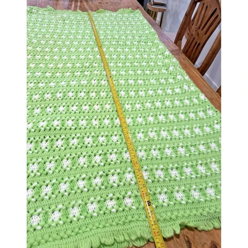 VTG Crochet Granny Square Blanket Green White Fringe Cottage Grandma 83X63 In